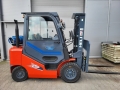 Spalinowy wózek LPG 2.5T HELI CPYD25-KU1H M330